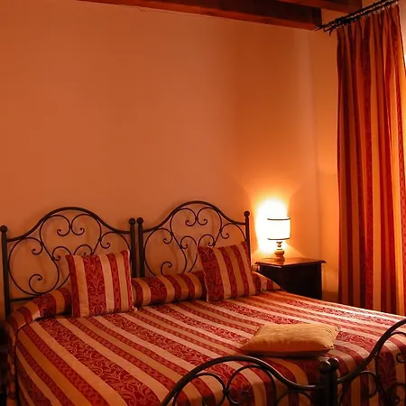 Отель Corte Impero Аффи