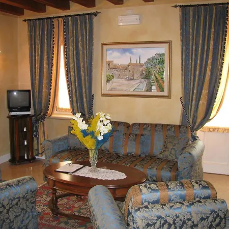 Отель Corte Impero