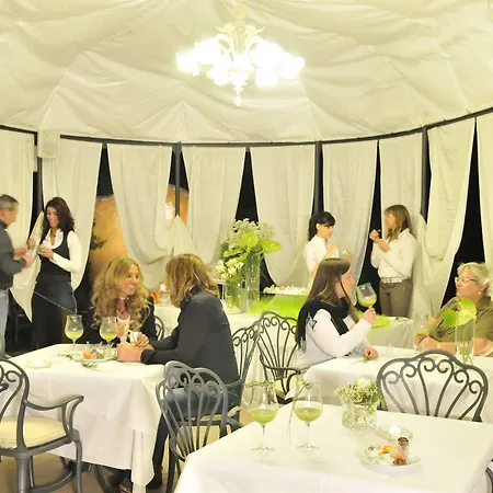 Отель Corte Impero Аффи