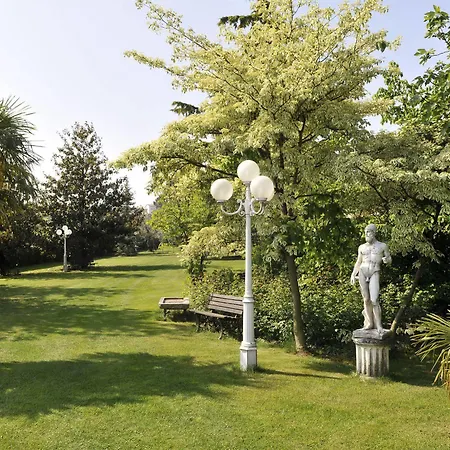 Corte Impero 3* Аффи