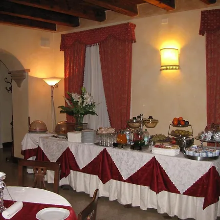 Corte Impero Отель Аффи