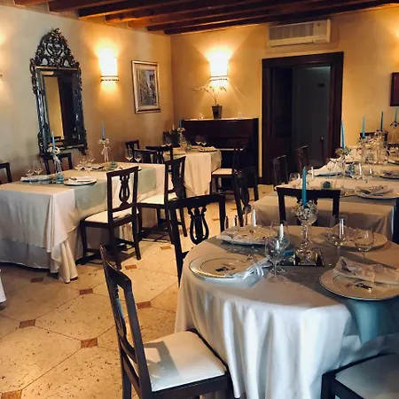 Corte Impero 3* Аффи